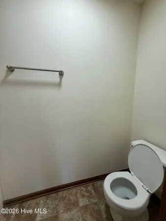 $1,050 | 715 Pinewood Drive, Jacksonville, NC 28546