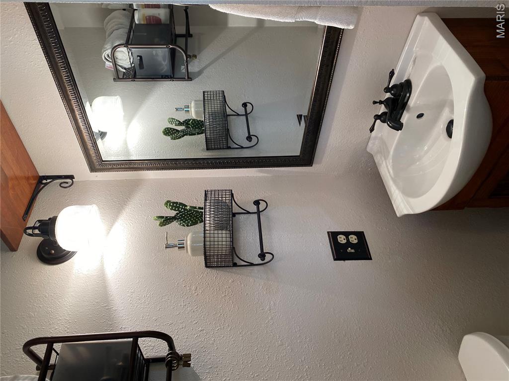 1006 Bridge Road Belle, MO 65013 - Photo 14 of 21