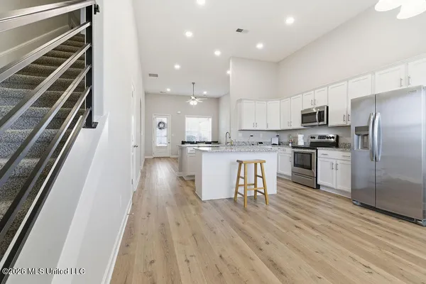 $339,900 | 9115 Lakeside Circle South, Walls, MS 38680