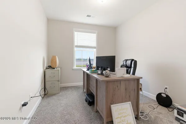 $339,900 | 9115 Lakeside Circle South, Walls, MS 38680