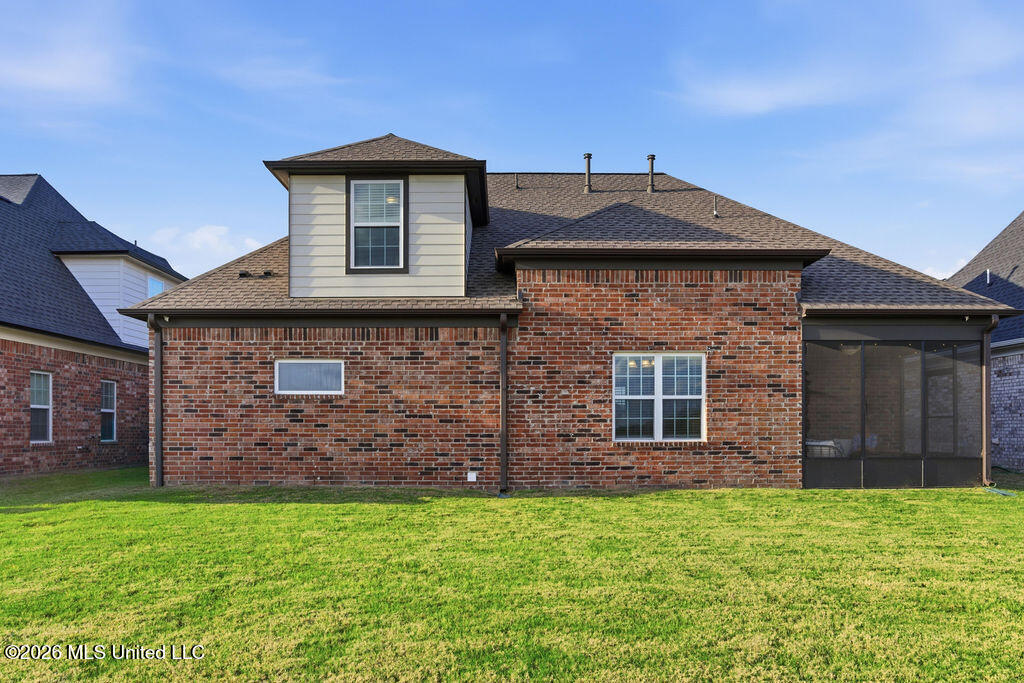 9115 Lakeside Circle South Walls, MS 38680 - Photo 17 of 18 Rear Exterior
