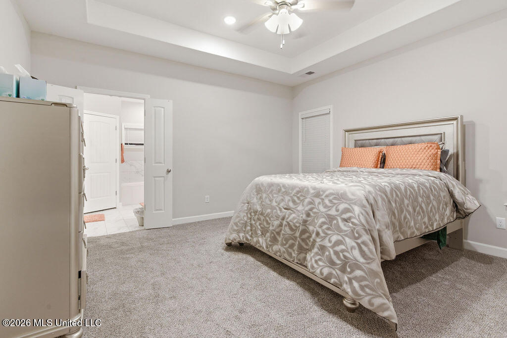 9115 Lakeside Circle South Walls, MS 38680 - Photo 9 of 18 Primary Bedroom Downstairs