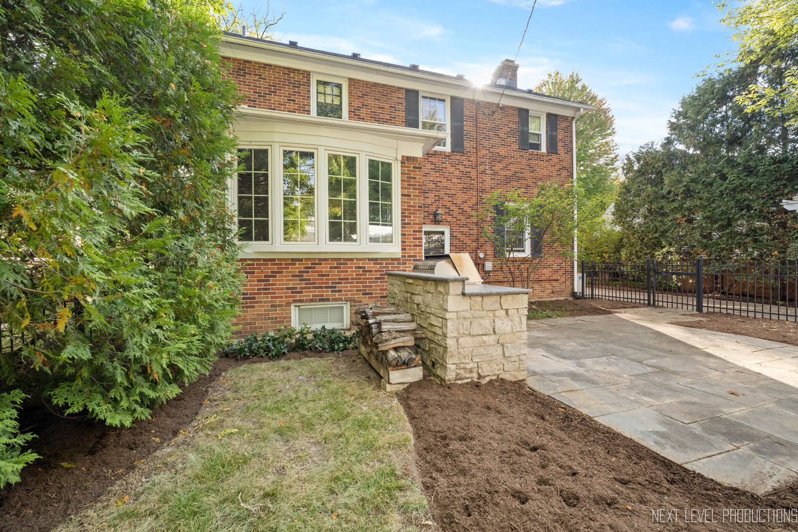 1205 South 4th Street St. Charles, IL 60174 - Photo 23 of 28 a front view of a house with a yard