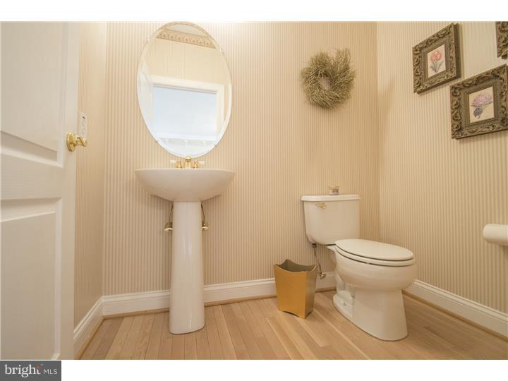 4551 Old Oak Road Doylestown, PA 18902 - Photo 6 of 20 Bathroom