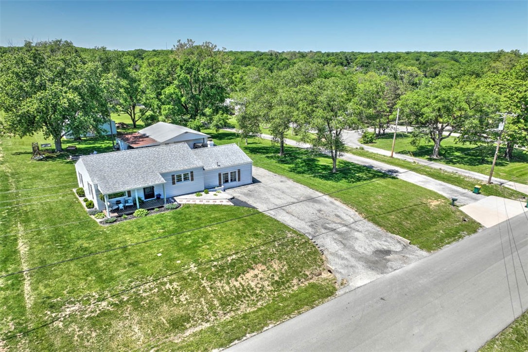3137 Sandcreek Road Decatur, IL 62521 - Photo 4 of 26