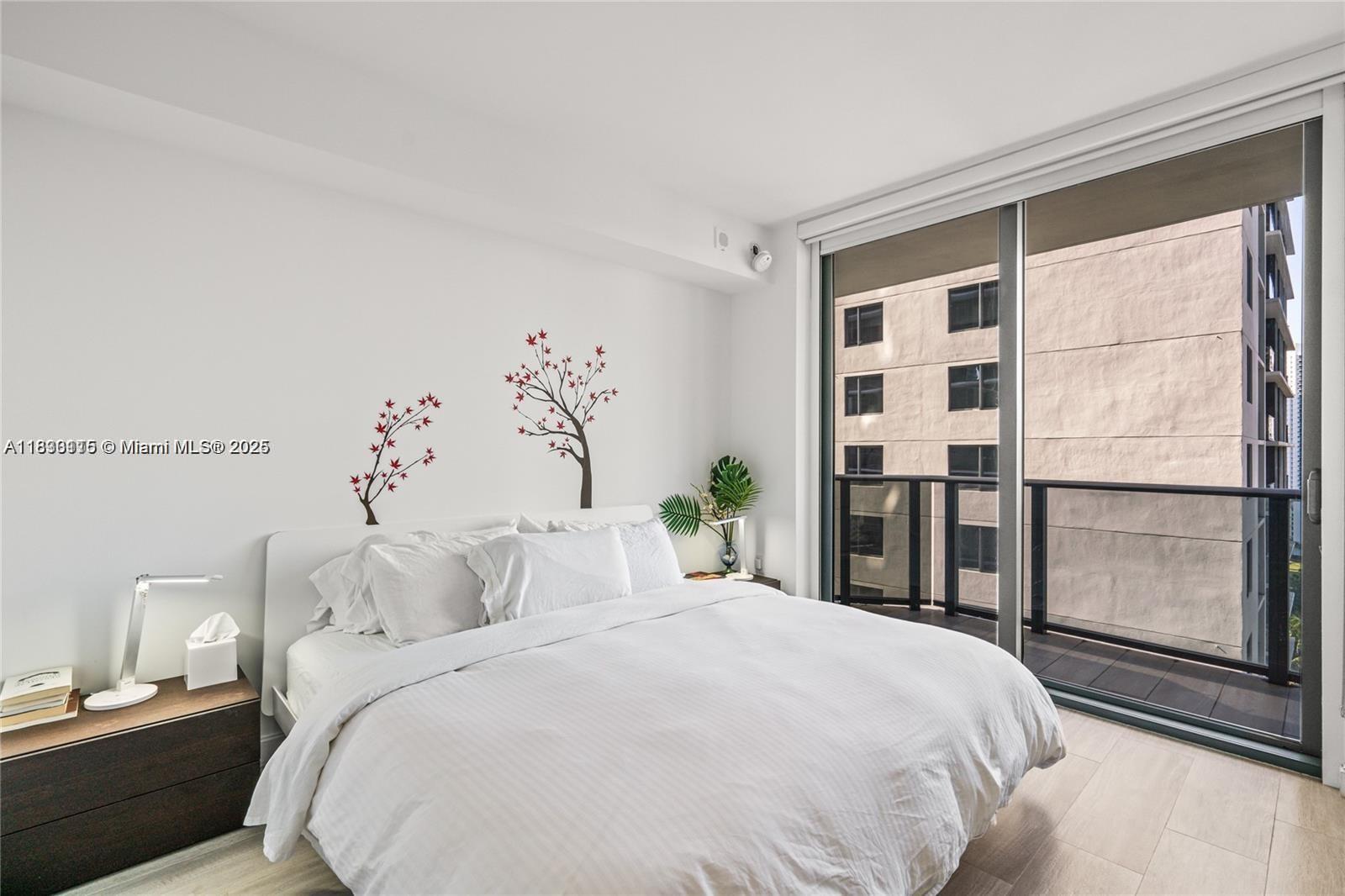 55 Southwest 9th Street, Unit 1801 Miami, FL 33130 - Photo 19 of 41