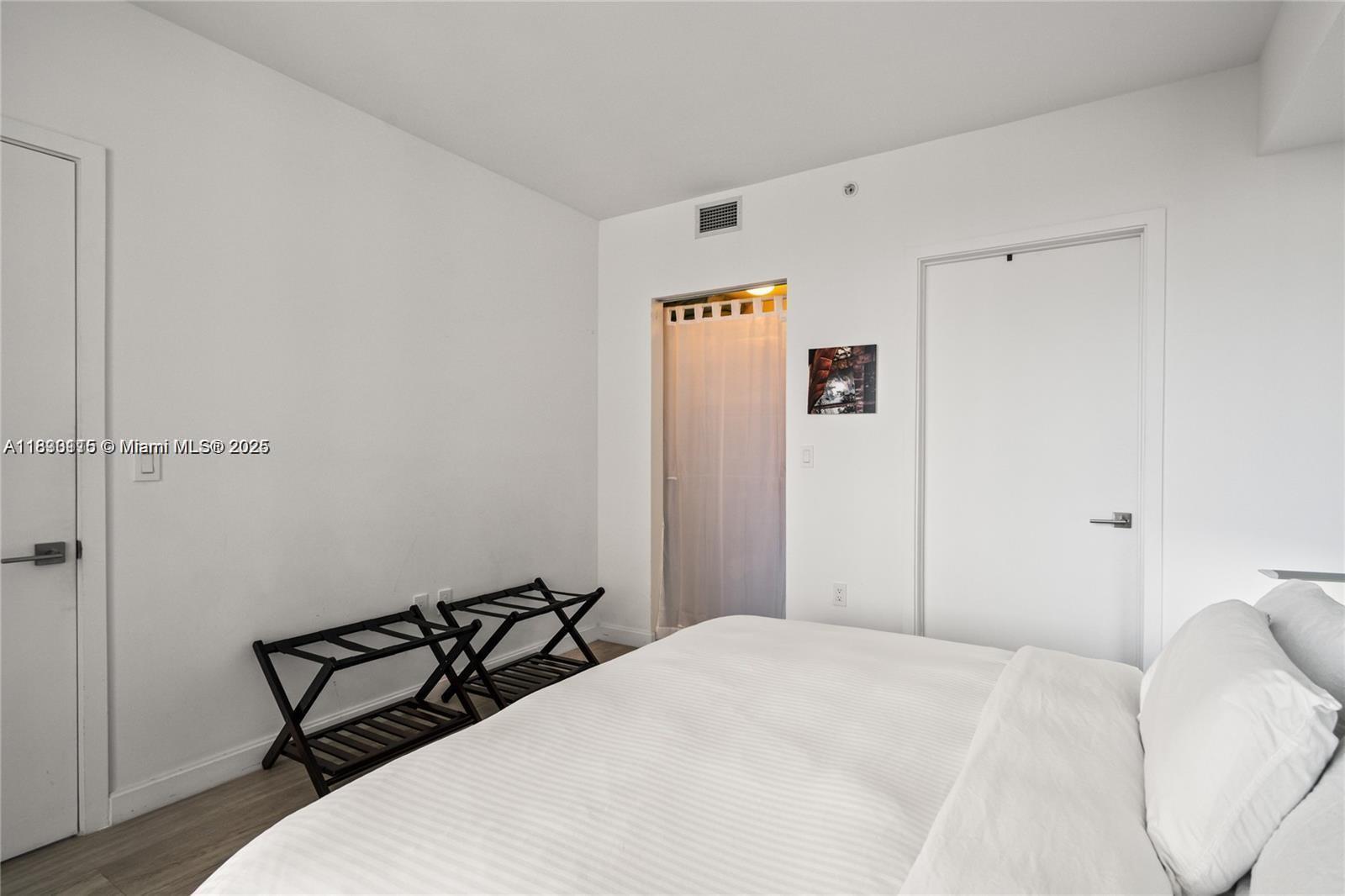 55 Southwest 9th Street, Unit 1801 Miami, FL 33130 - Photo 20 of 41