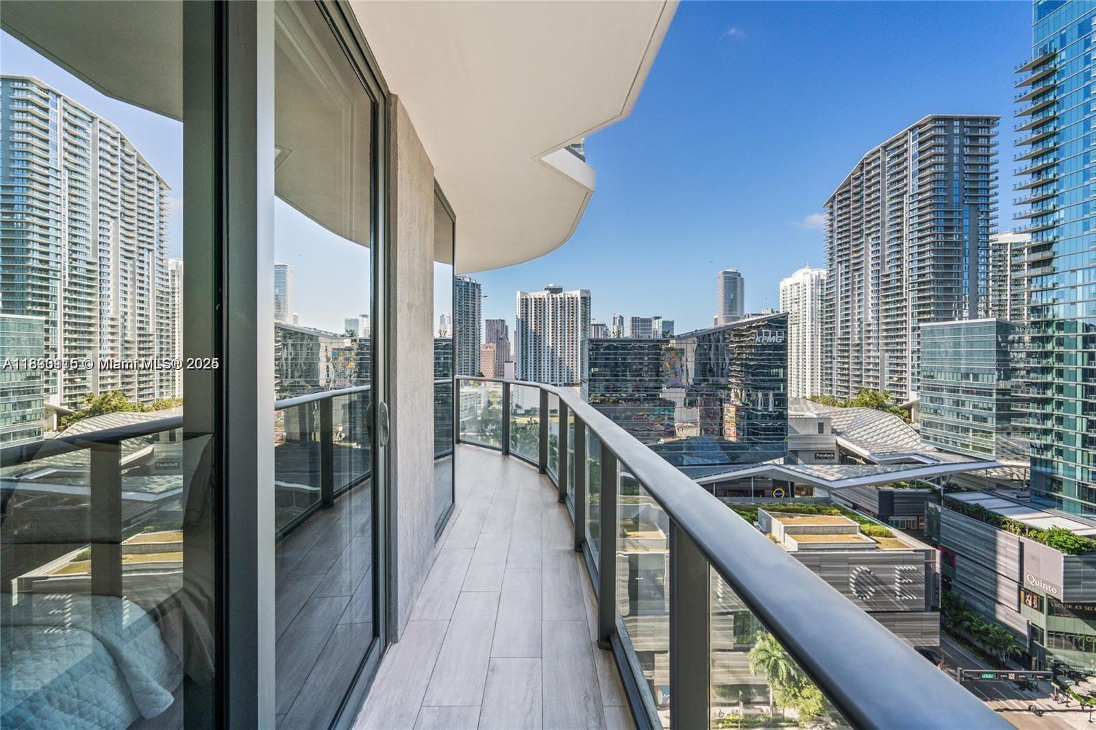 55 Southwest 9th Street, Unit 1801 Miami, FL 33130 - Photo 30 of 41