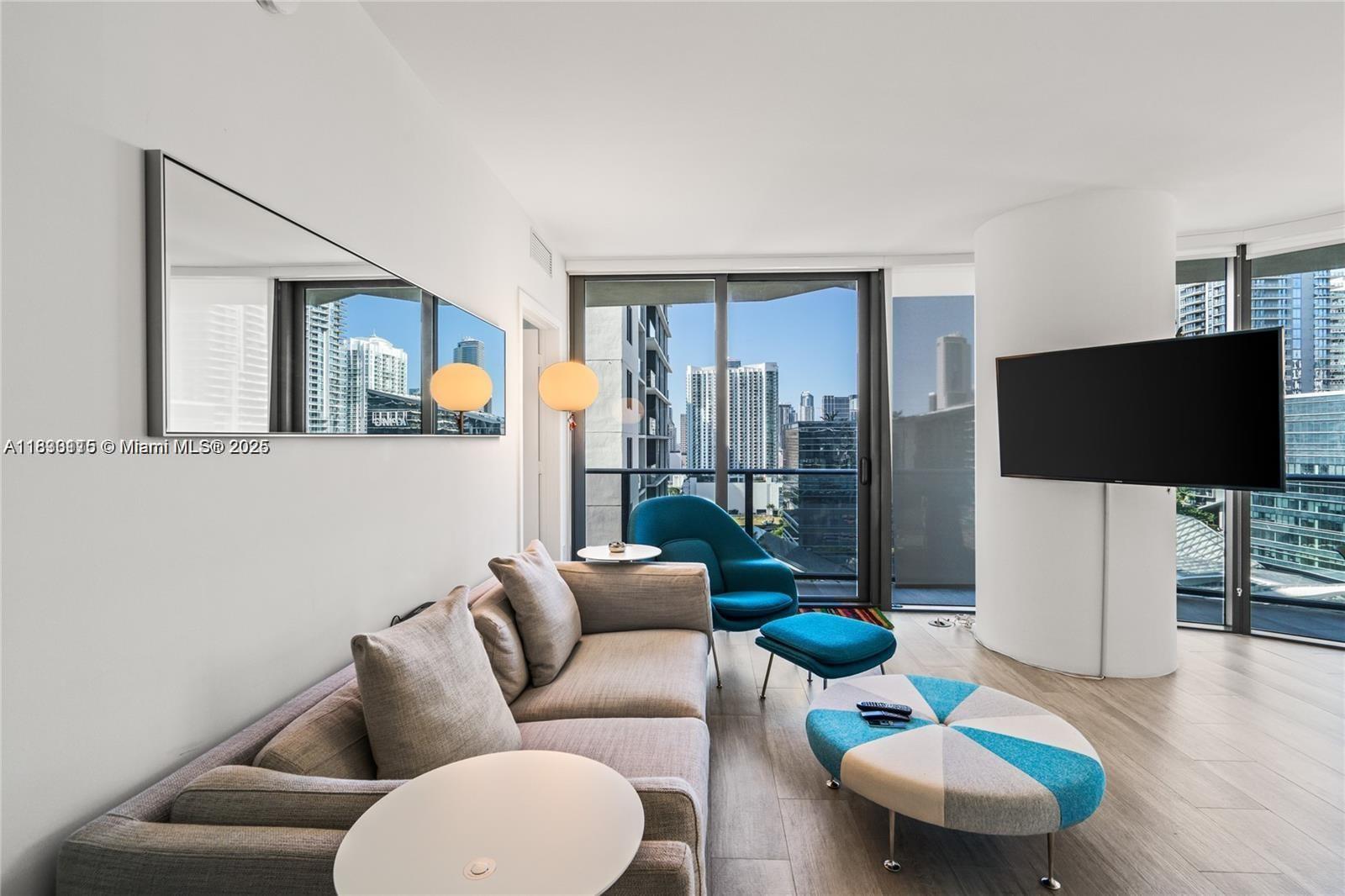 55 Southwest 9th Street, Unit 1801 Miami, FL 33130 - Photo 5 of 41