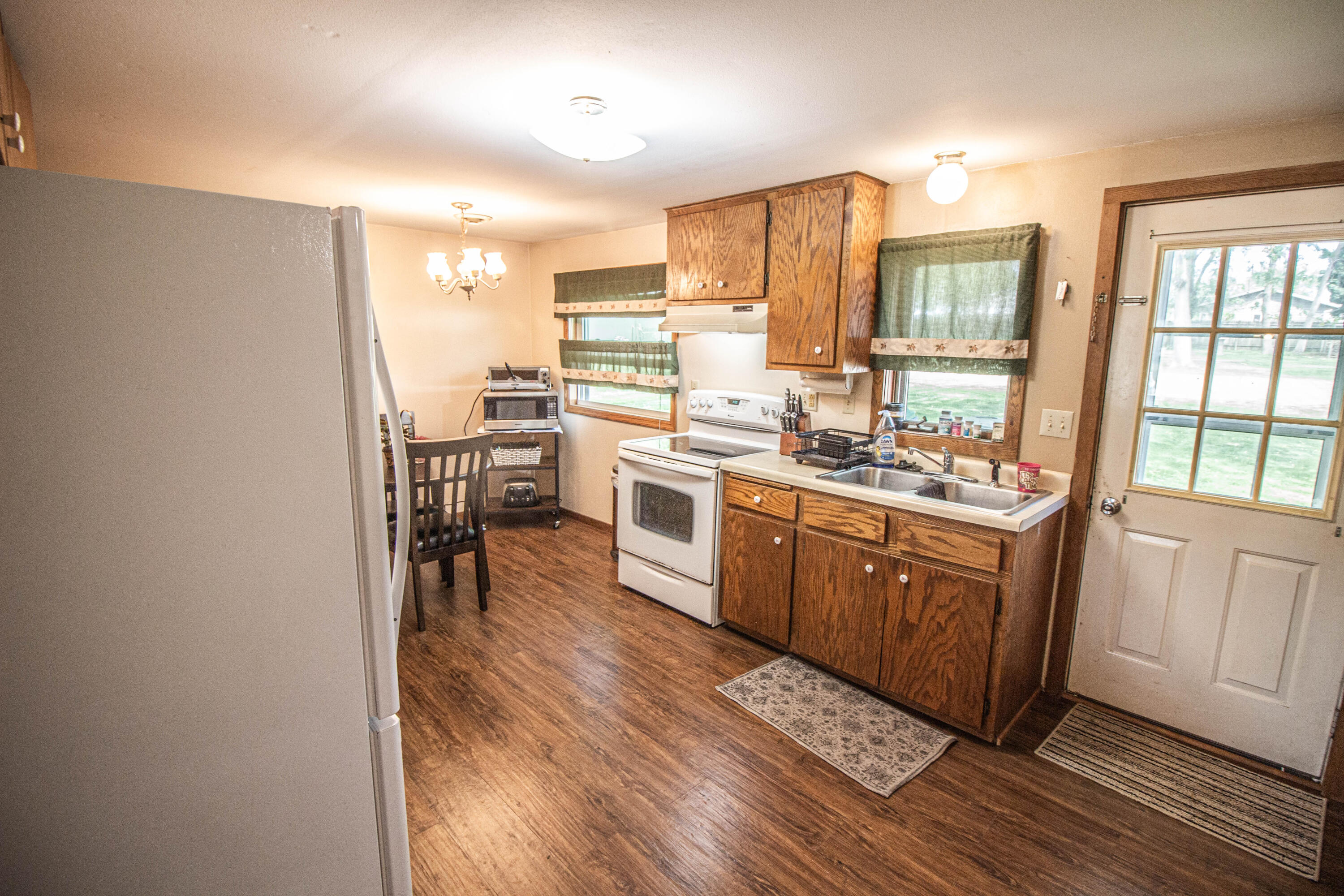518 Steepleview Road, Unit 520 Newburg, WI 53095 - Photo 41 of 56 New Flooring installed 5/2026