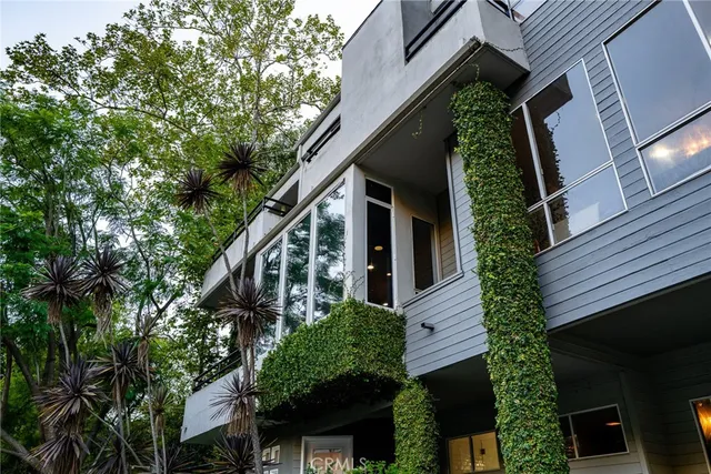 $3,680,000 | 1833 Roscomare Road, Los Angeles, CA 90077