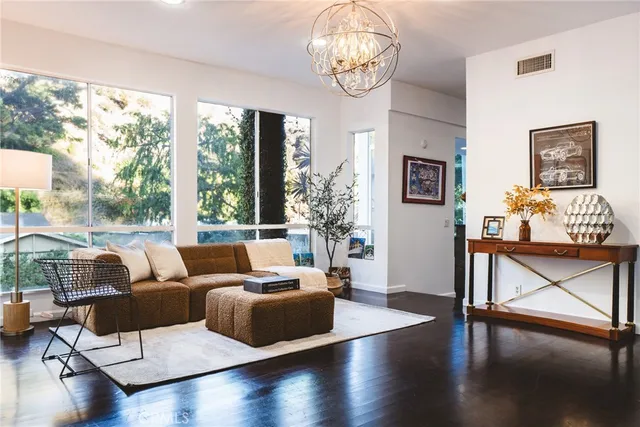 $3,680,000 | 1833 Roscomare Road, Los Angeles, CA 90077