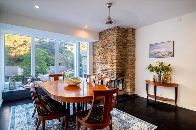 $3,680,000 | 1833 Roscomare Road, Los Angeles, CA 90077