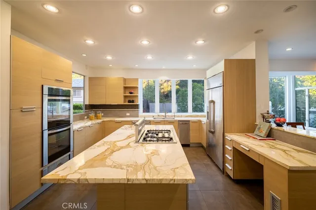 $3,680,000 | 1833 Roscomare Road, Los Angeles, CA 90077