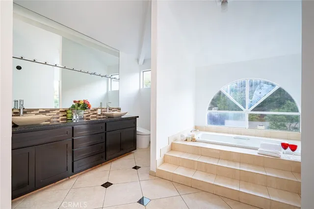 $3,680,000 | 1833 Roscomare Road, Los Angeles, CA 90077