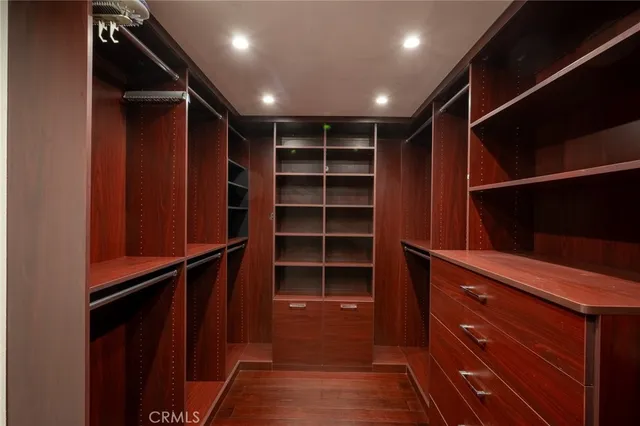 $3,680,000 | 1833 Roscomare Road, Los Angeles, CA 90077