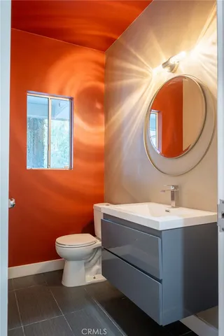 $3,680,000 | 1833 Roscomare Road, Los Angeles, CA 90077