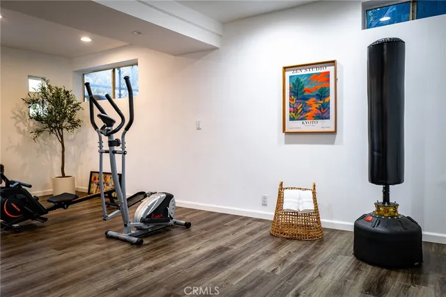 $3,680,000 | 1833 Roscomare Road, Los Angeles, CA 90077