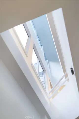 $3,680,000 | 1833 Roscomare Road, Los Angeles, CA 90077