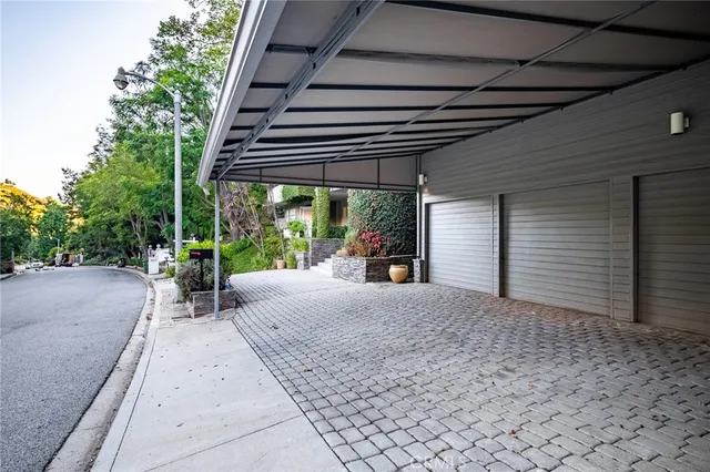 $3,680,000 | 1833 Roscomare Road, Los Angeles, CA 90077