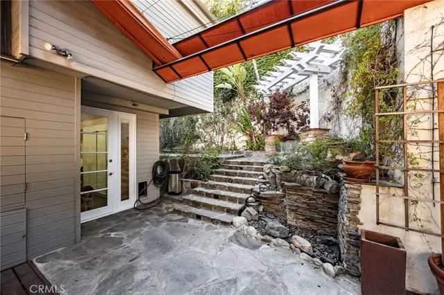$3,680,000 | 1833 Roscomare Road, Los Angeles, CA 90077