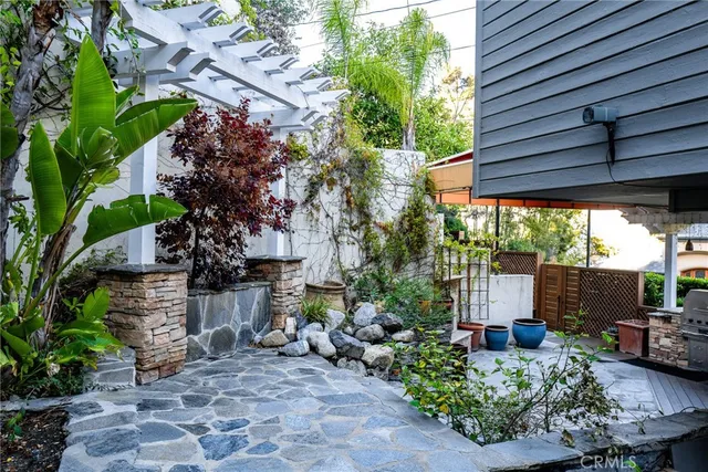 $3,680,000 | 1833 Roscomare Road, Los Angeles, CA 90077