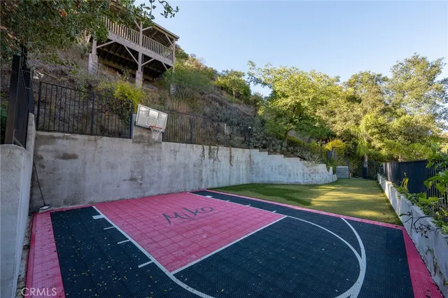 $3,680,000 | 1833 Roscomare Road, Los Angeles, CA 90077