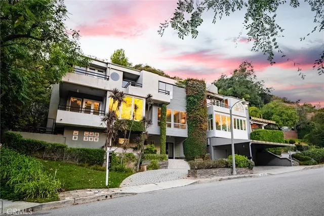 $3,680,000 | 1833 Roscomare Road, Los Angeles, CA 90077