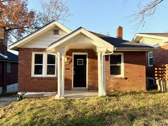 $1,200 | 4505 June Avenue, Northwoods, MO 63121