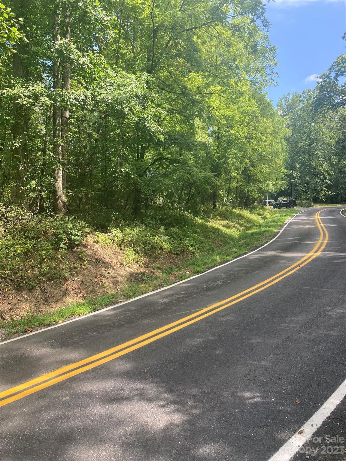 0 Davis Mountain Road, Unit 6 Hendersonville, NC 28739 - Photo 2 of 3 a view of a tennis court