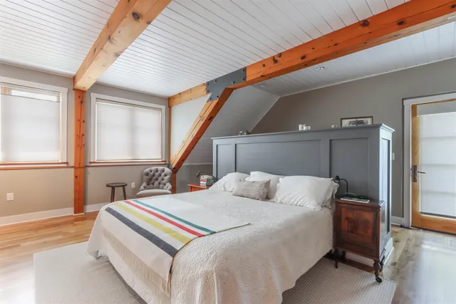 $899,000 | 1128 Taylor Road, Amherst Junction, WI 54407