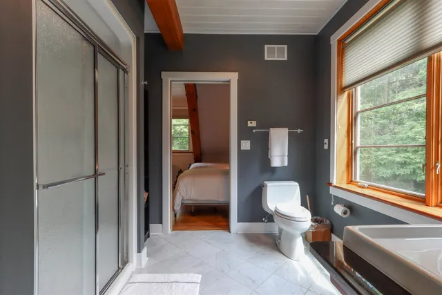 $899,000 | 1128 Taylor Road, Amherst Junction, WI 54407