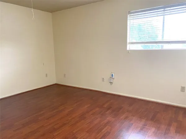 $1,200 | 7831 Fuqua Street, Unit 7831, Houston, TX 77075