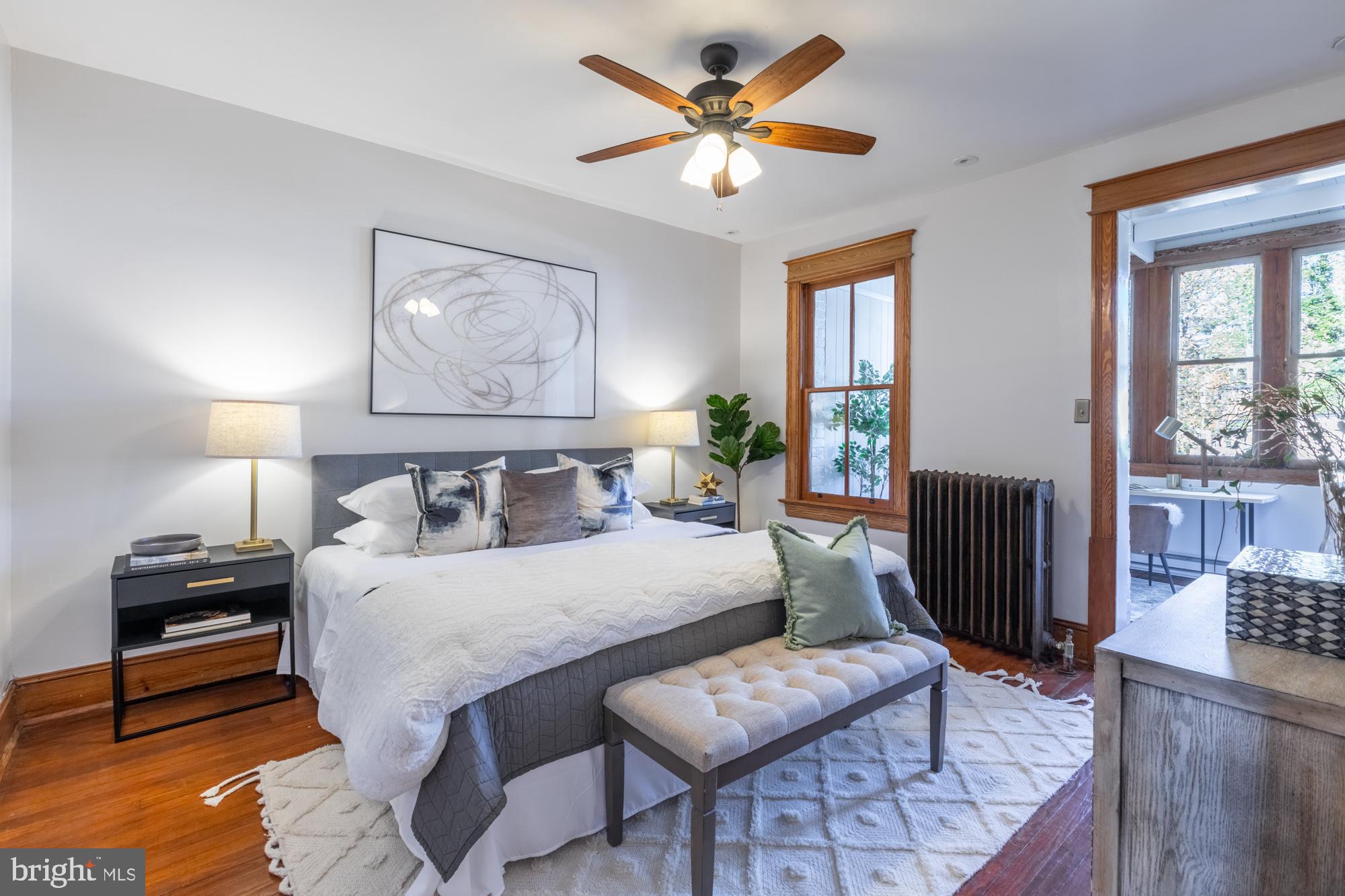 1927 Park Road Northwest Washington, DC 20010 - Photo 29 of 61 Large primary bedroom on second floor