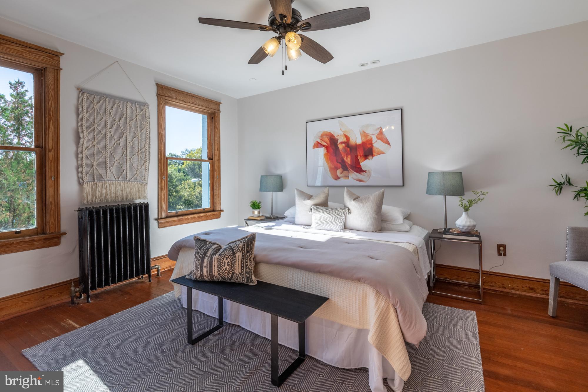 1927 Park Road Northwest Washington, DC 20010 - Photo 34 of 61 Second large bedroom /could be primary