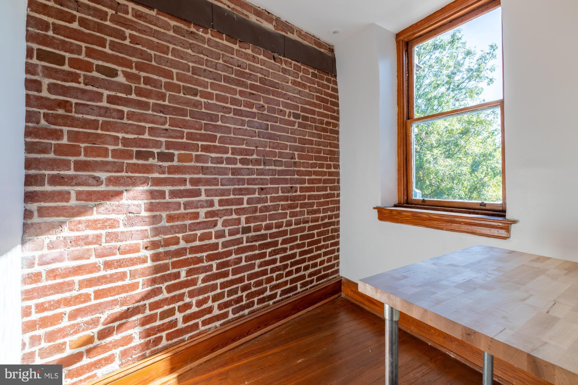 1927 Park Road Northwest Washington, DC 20010 - Photo 45 of 61 3rd level office, studio, or peloton room