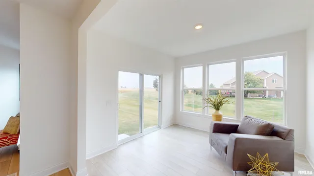 $382,037 | 5925 Butterfield Court, Bettendorf, IA 52722