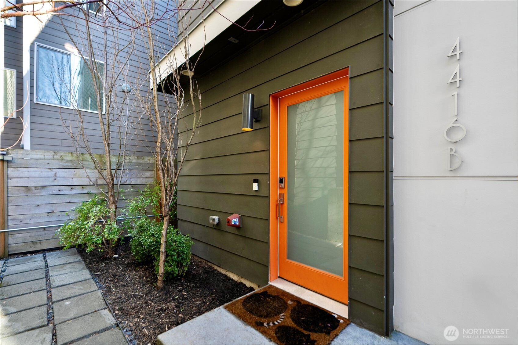 4416 Francis Avenue North, Unit B Seattle, WA 98103 - Photo 1 of 26