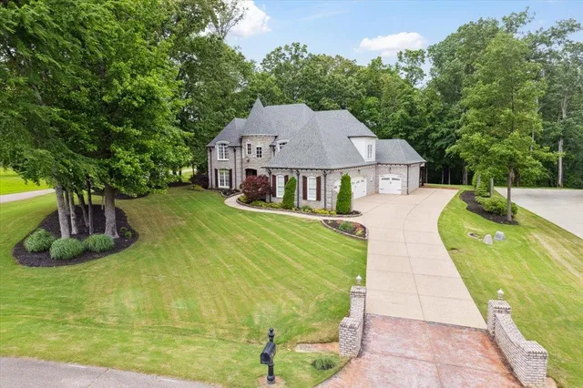$899,900 | 25 Branston Cove, Eads, TN 38028