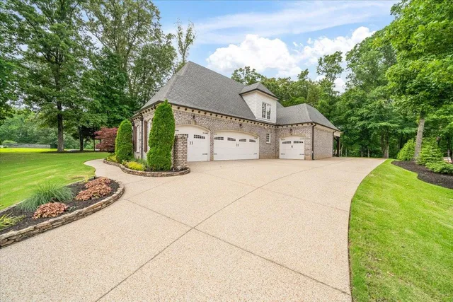 $899,900 | 25 Branston Cove, Eads, TN 38028