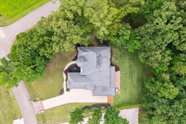 $899,900 | 25 Branston Cove, Eads, TN 38028