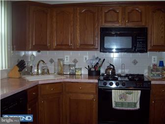 12151 Aster Road Philadelphia, PA 19154 - Photo 7 of 12