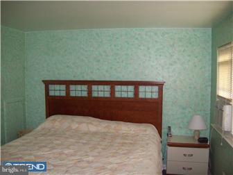 12151 Aster Road Philadelphia, PA 19154 - Photo 8 of 12