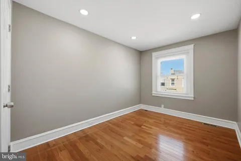 $220,000 | 7043 Radbourne Road, Upper Darby, PA 19082