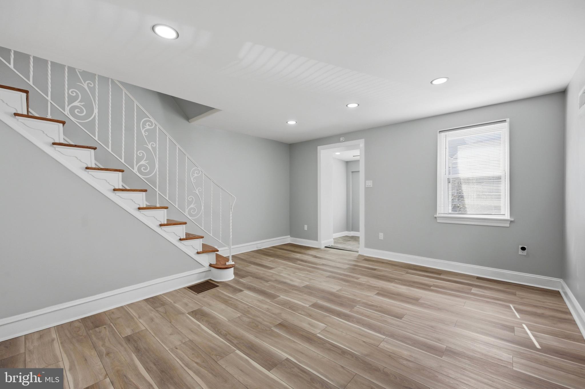 7043 Radbourne Road Upper Darby, PA 19082 - Photo 6 of 23