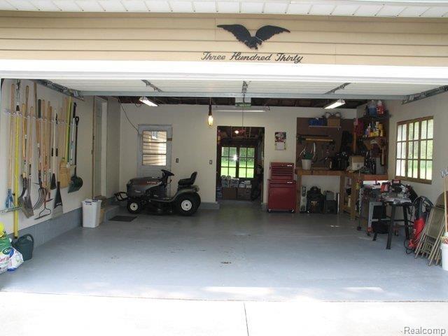 330 Maplehill Road Rochester, MI 48306 - Photo 25 of 25 Garage 1