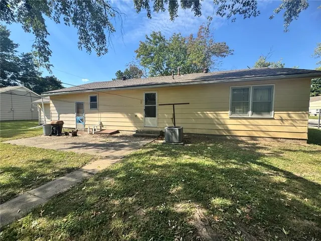 $125,000 | 717 North Houston Street, Adrian, MO 64720