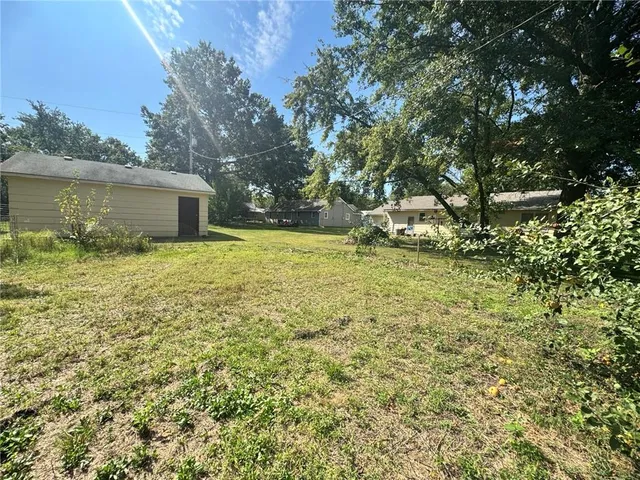 $125,000 | 717 North Houston Street, Adrian, MO 64720