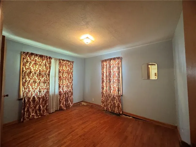 $125,000 | 717 North Houston Street, Adrian, MO 64720