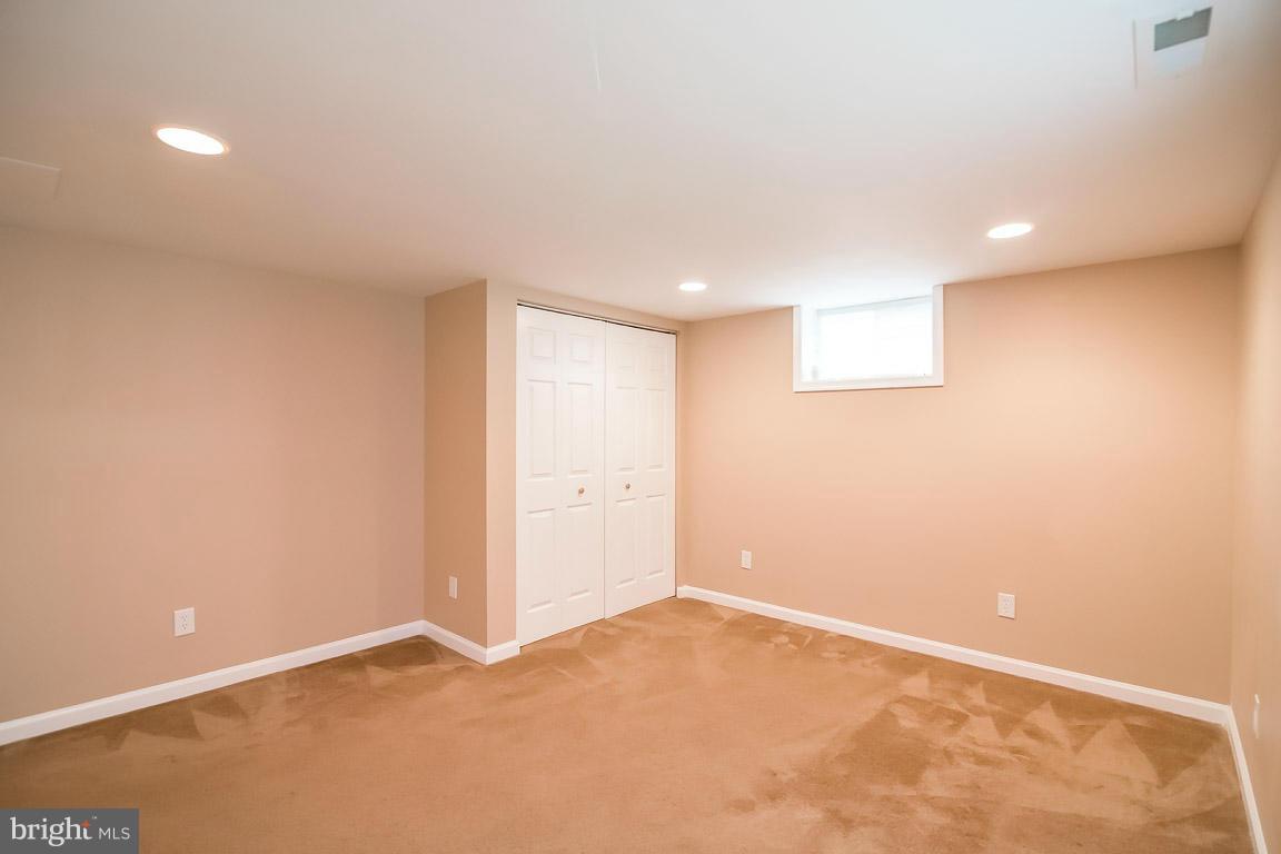 6332 Quinn Road Frederick, MD 21701 - Photo 23 of 30 Basement den/office